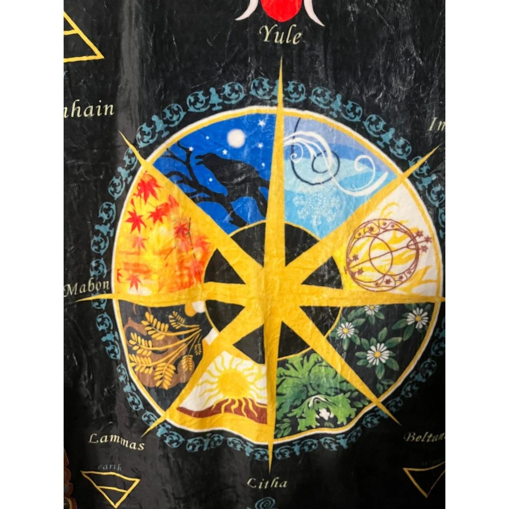 Wiccan Wheel of the Year Fleece Throw Blanket Pagan Sabbats Celtic Knot 50x60